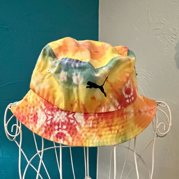 Puma Women’s Tie Dye Logo Bucket Sun Hat - Picture 2 of 2